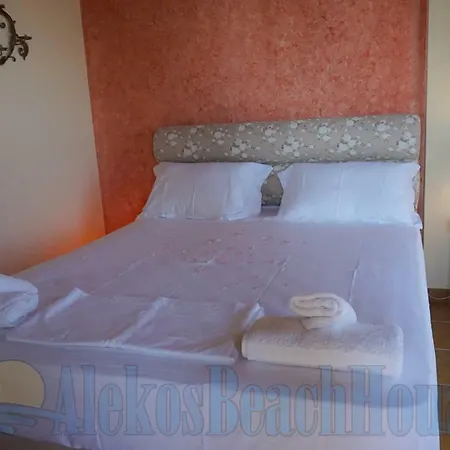 Alekos Beach Houses-natura Gialla Apartamento *